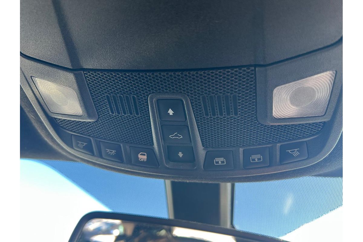 2015 Ford Everest Titanium UA