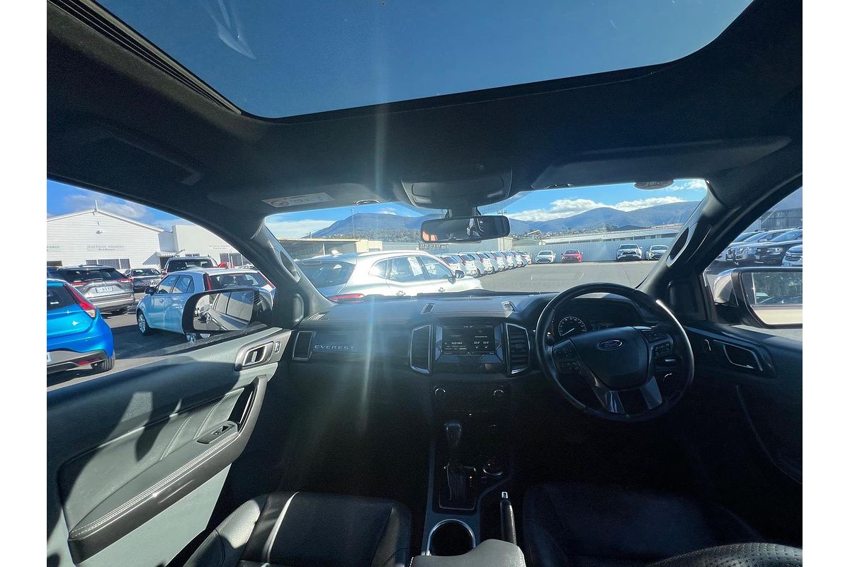 2015 Ford Everest Titanium UA
