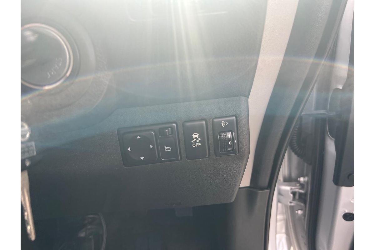2014 Nissan Navara RX D40 Series 8 4X4