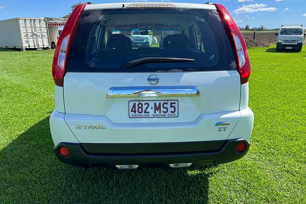 2013 Nissan X-TRAIL ST T31
