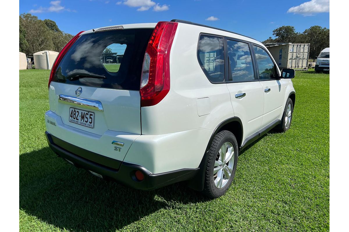 2013 Nissan X-TRAIL ST T31