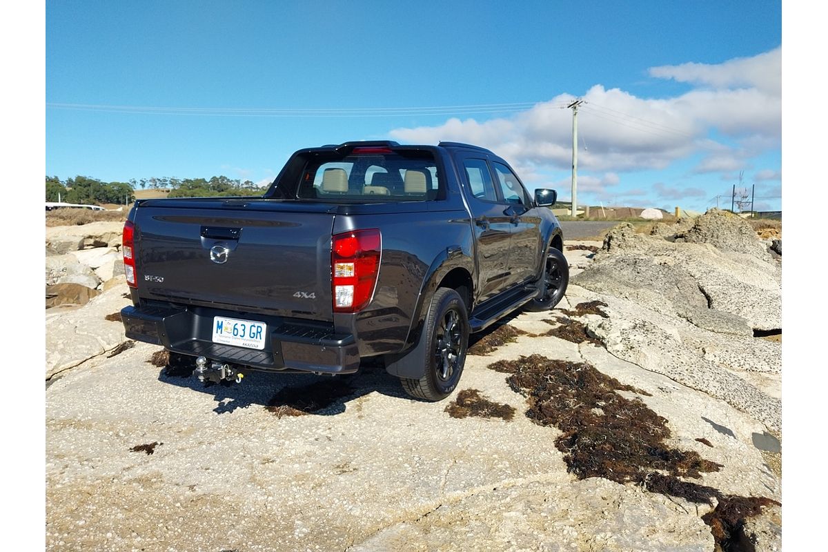 Mazda BT-50 F 6AUTO 3.0L DUAL CAB PICKUP SP 4X4