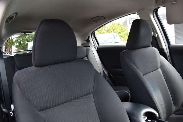 2017 Honda HR-V VTi-S