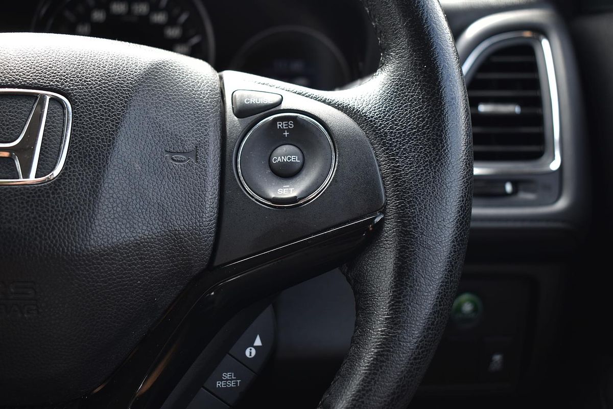 2017 Honda HR-V VTi-S