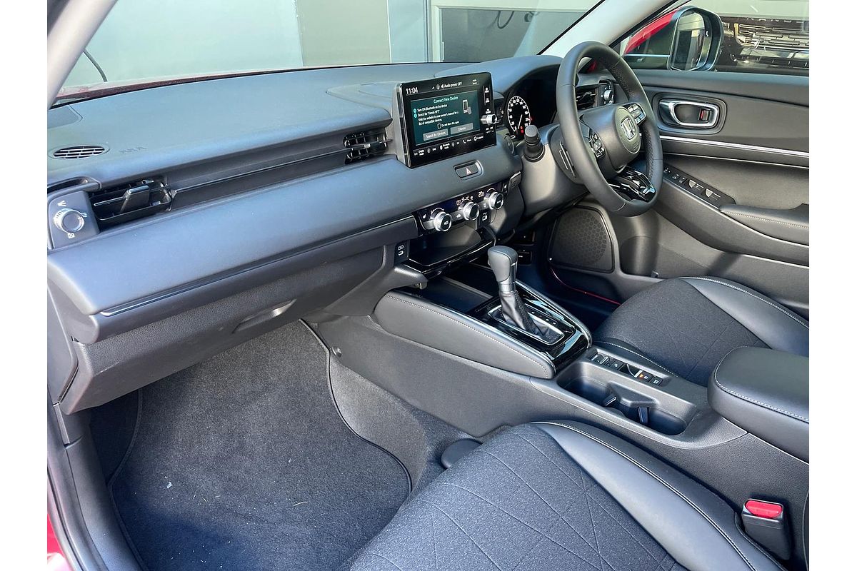 2025 Honda HR-V e:HEV X