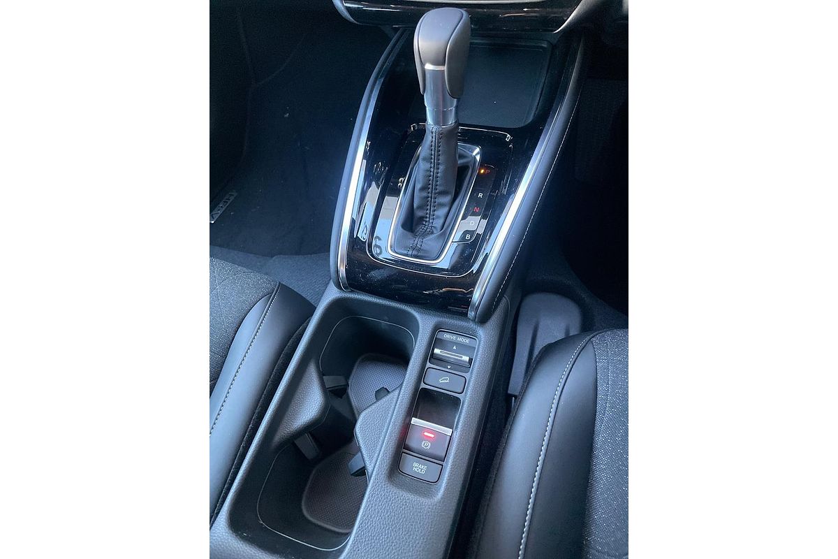 2025 Honda HR-V e:HEV X