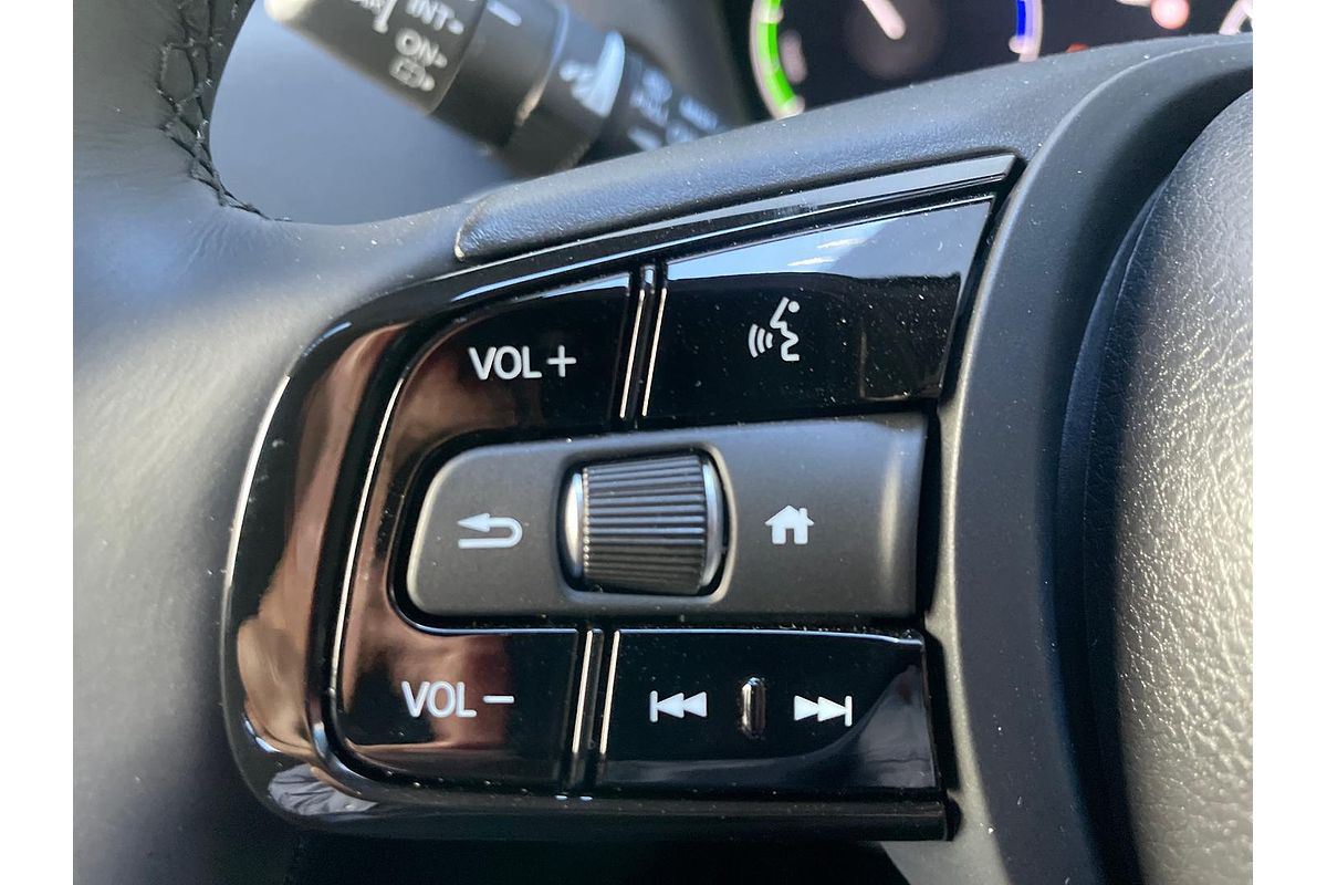 2025 Honda HR-V e:HEV X