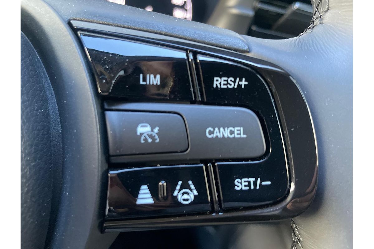 2025 Honda HR-V e:HEV X