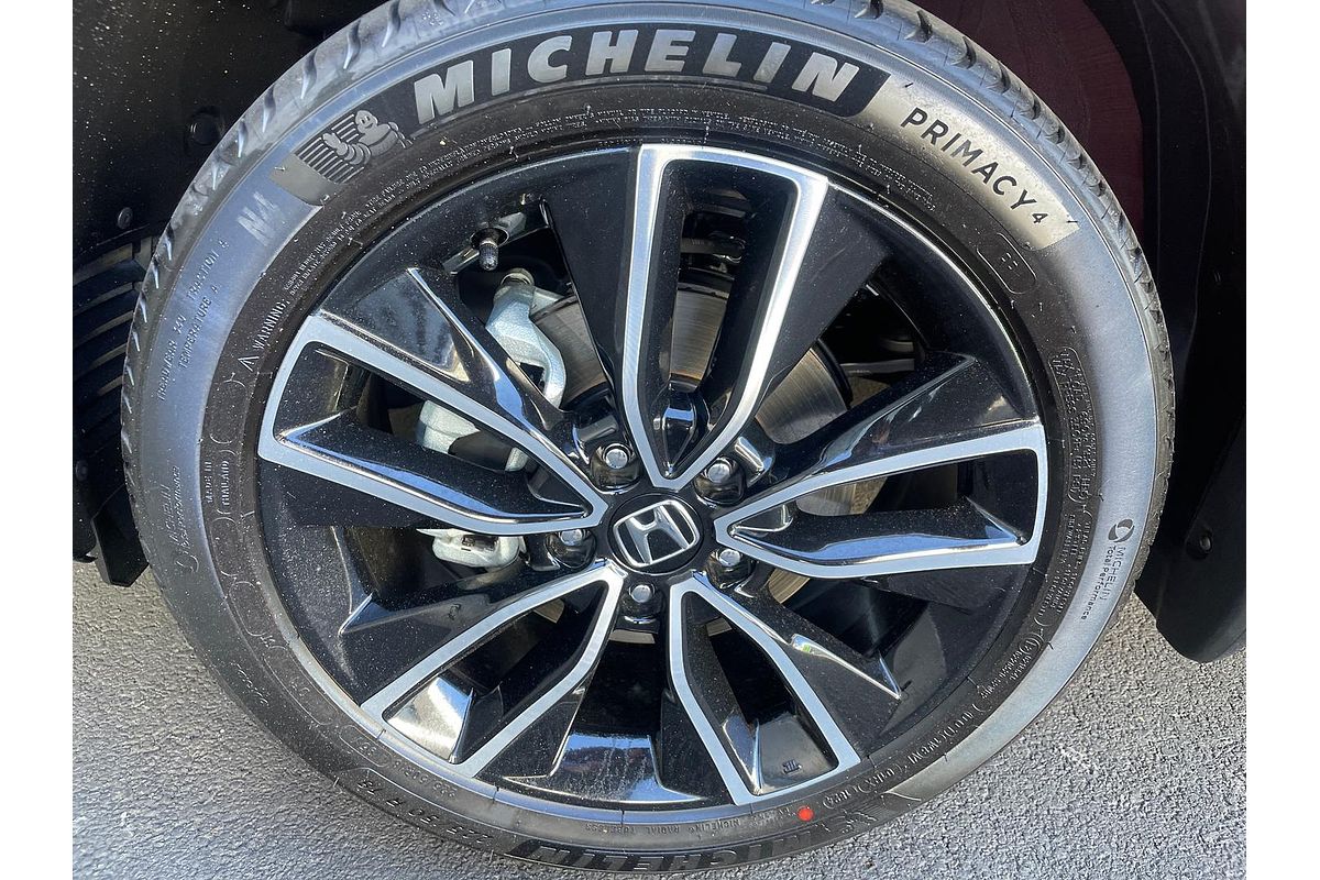 2025 Honda HR-V e:HEV X