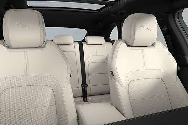 2024 Jaguar F-PACE PHEV P400e R-Dynamic SE 90th Anniversary Edition X761