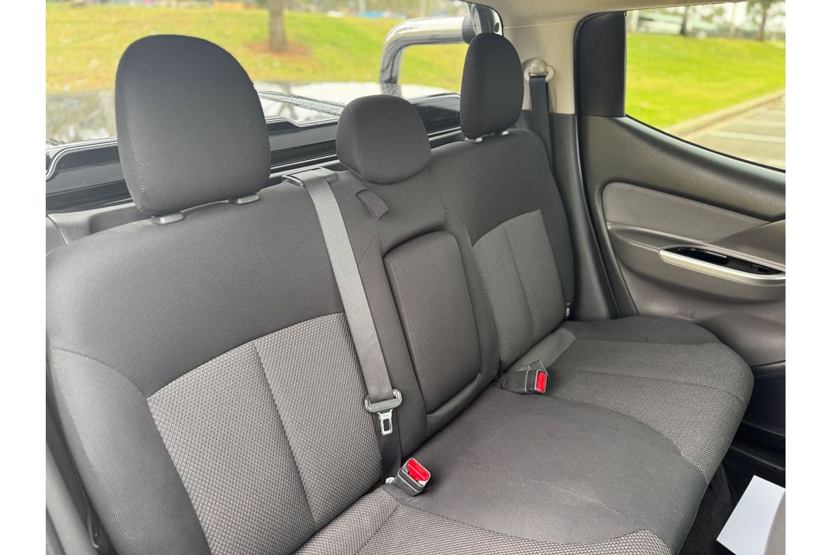 2015 Mitsubishi Triton GLS MQ 4X4