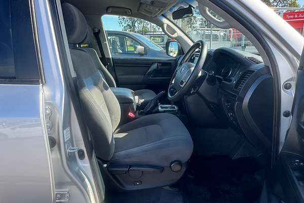 2014 Toyota Landcruiser GXL VDJ200R