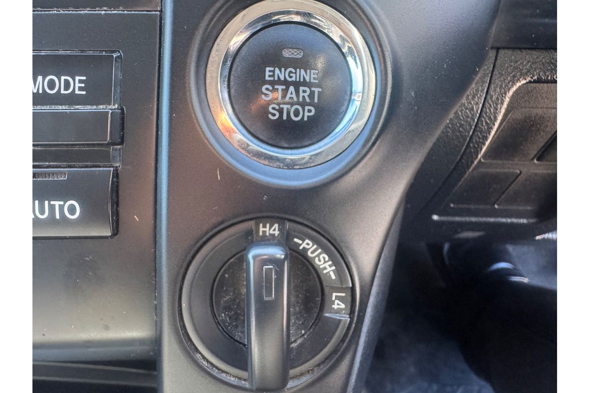 2014 Toyota Landcruiser GXL VDJ200R