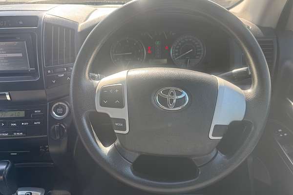 2014 Toyota Landcruiser GXL VDJ200R