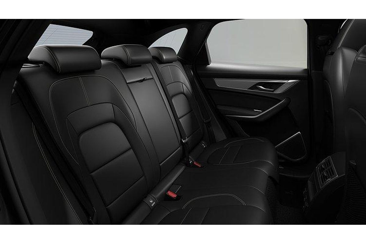 2024 Jaguar F-PACE P250 R-Dynamic SE X761