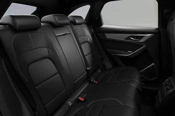 2024 Jaguar F-PACE P250 R-Dynamic SE X761
