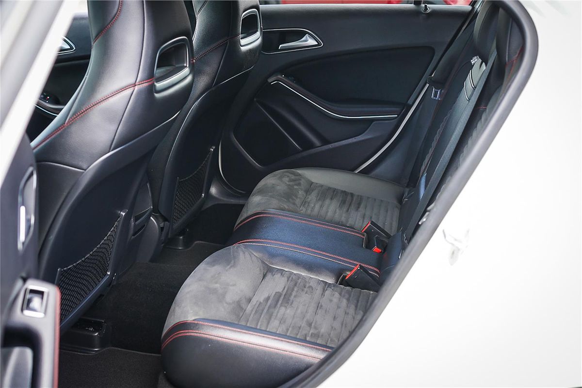 2014 Mercedes-Benz A-Class A200 W176