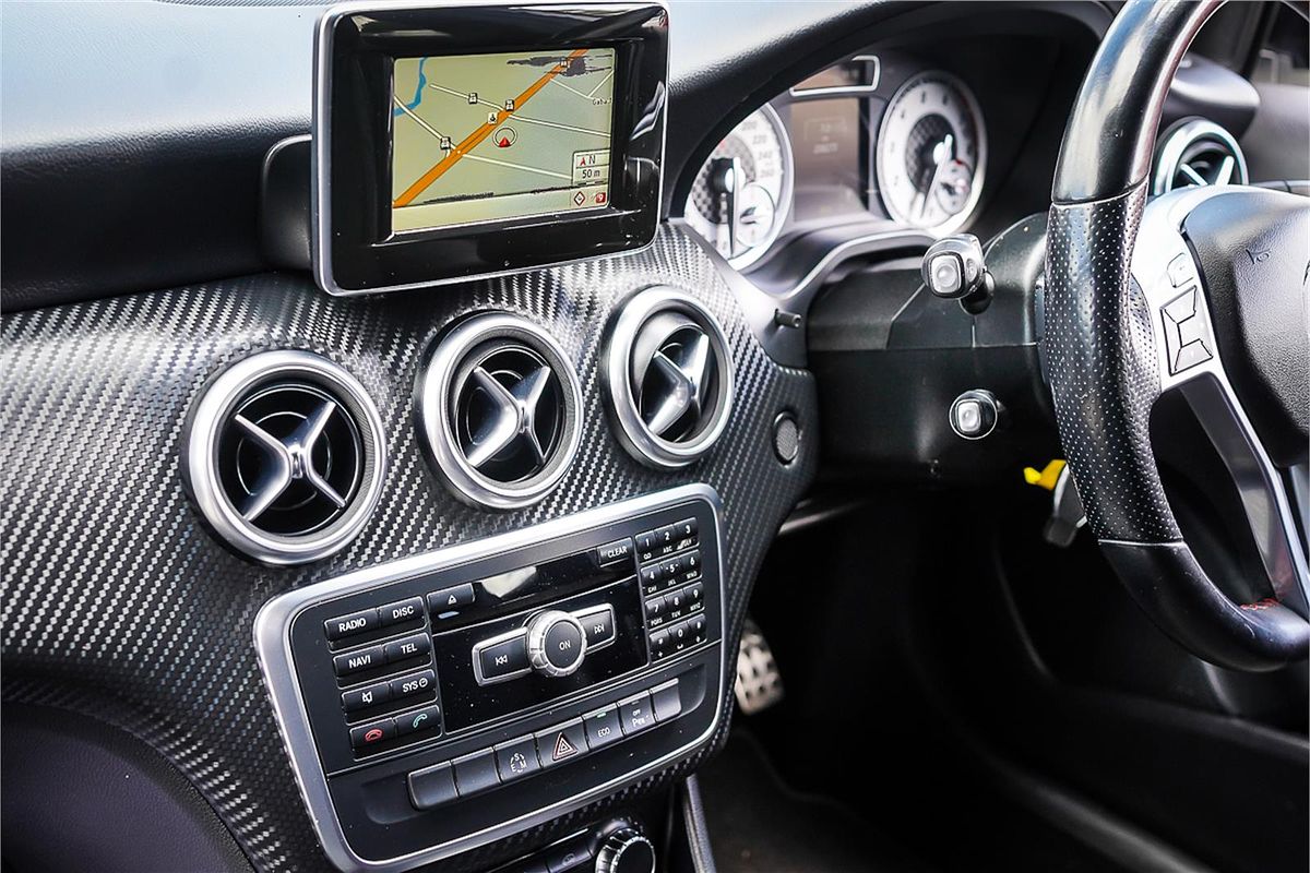 2014 Mercedes-Benz A-Class A200 W176