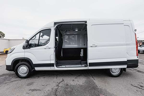 2022 LDV Deliver 9 LWB