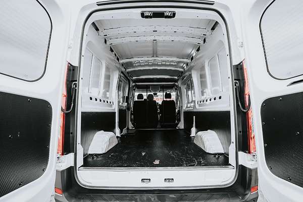 2022 LDV Deliver 9 LWB