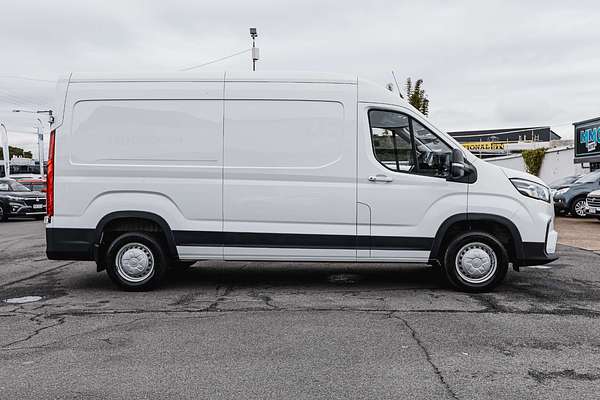 2022 LDV Deliver 9 LWB