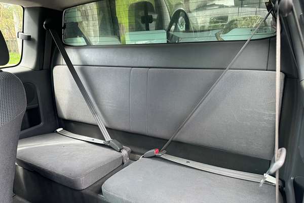2012 Toyota Hilux SR KUN16R Rear Wheel Drive
