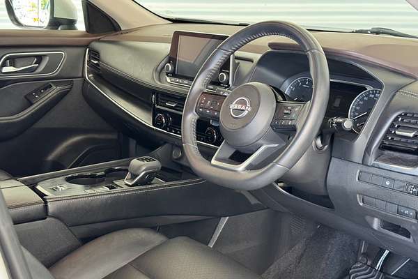 2023 Nissan X-TRAIL ST-L T33