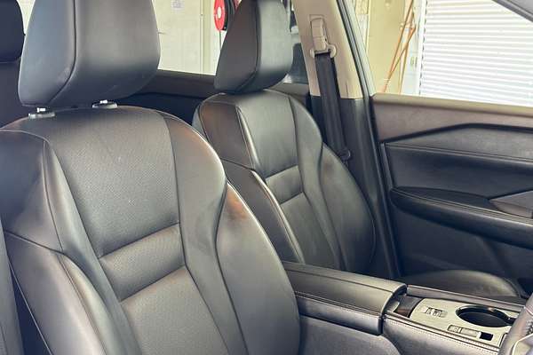 2023 Nissan X-TRAIL ST-L T33
