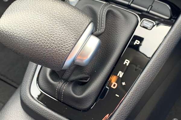 2024 Kia Stonic S YB