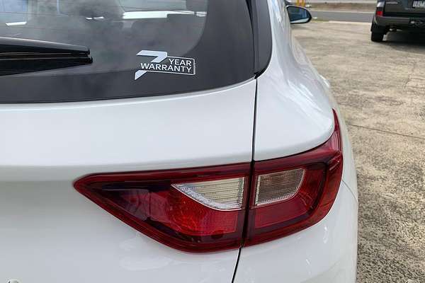 2024 Kia Stonic S YB