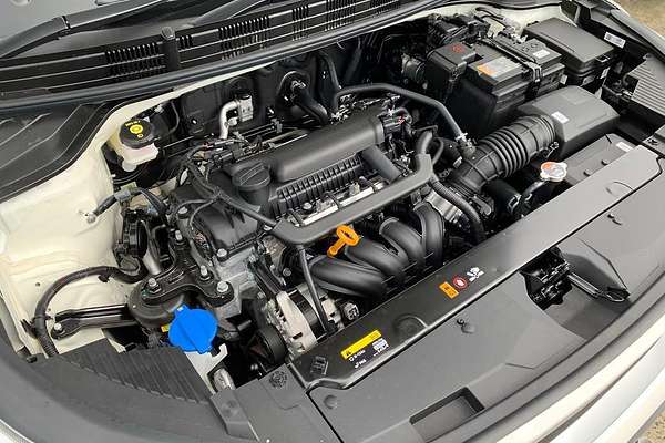 2024 Kia Stonic S YB
