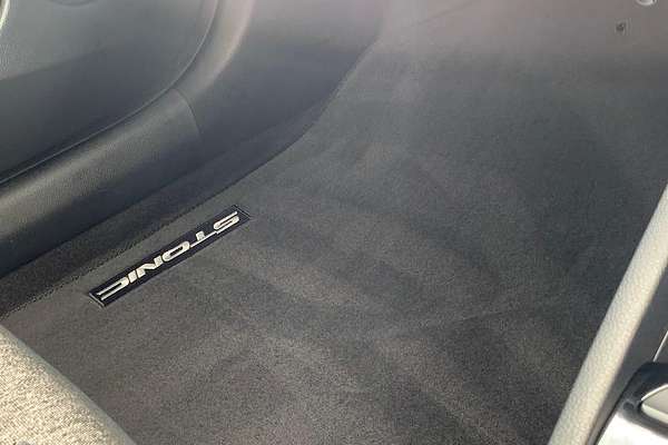 2024 Kia Stonic S YB