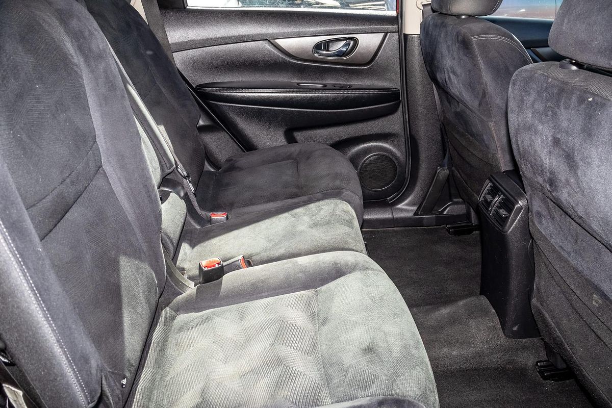 2014 Nissan X-TRAIL ST T32