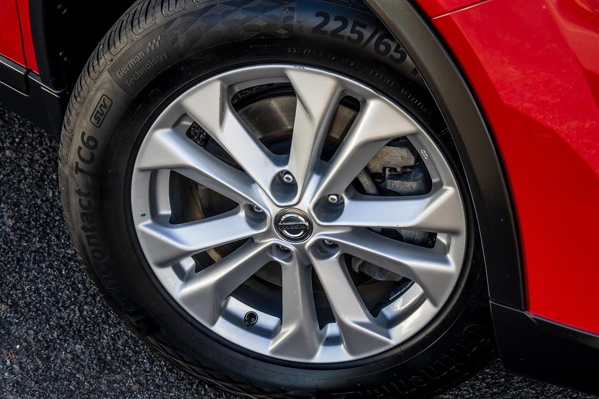 2014 Nissan X-TRAIL ST T32