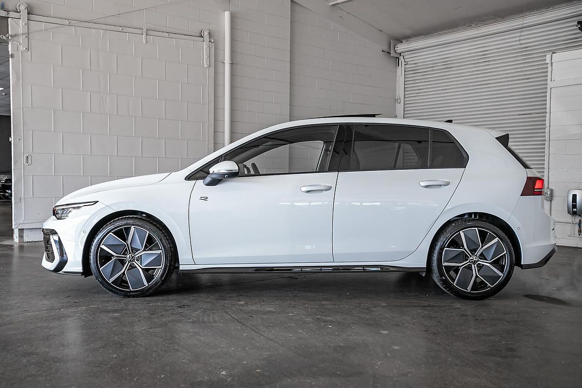 2025 Volkswagen Golf 110TSI R-Line 8.5