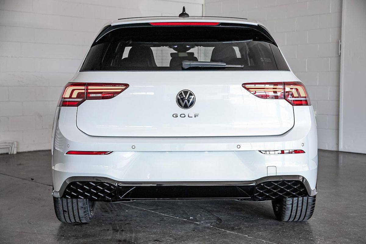2025 Volkswagen Golf 110TSI R-Line 8.5