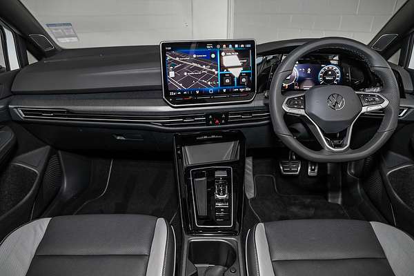 2025 Volkswagen Golf 110TSI R-Line 8.5