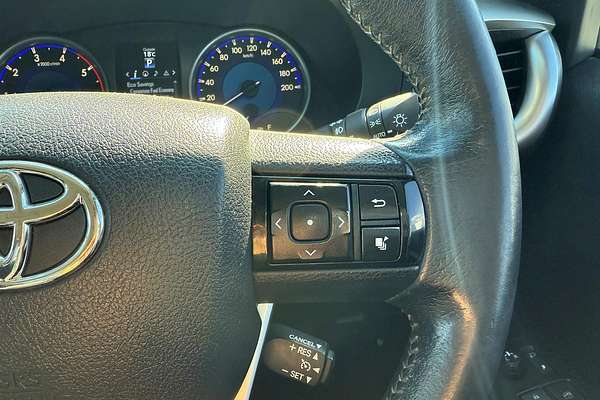 2018 Toyota Hilux SR5 GUN126R 4X4