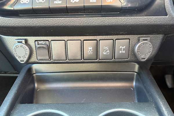 2018 Toyota Hilux SR5 GUN126R 4X4