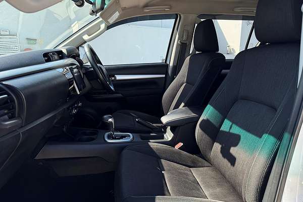 2018 Toyota Hilux SR5 GUN126R 4X4