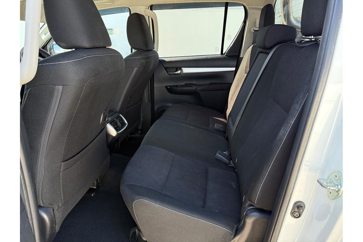 2018 Toyota Hilux SR5 GUN126R 4X4