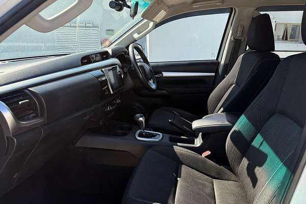 2018 Toyota Hilux SR5 GUN126R 4X4