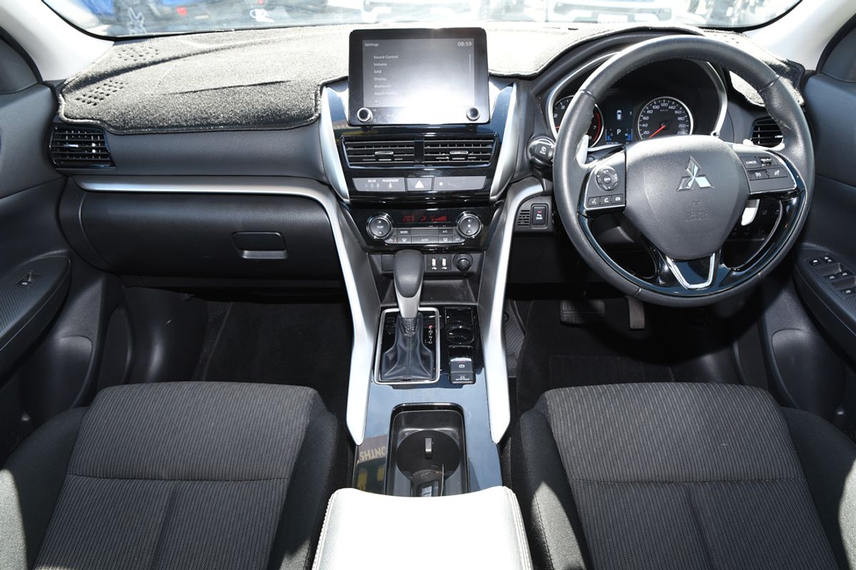 2022 Mitsubishi Eclipse Cross LS YB