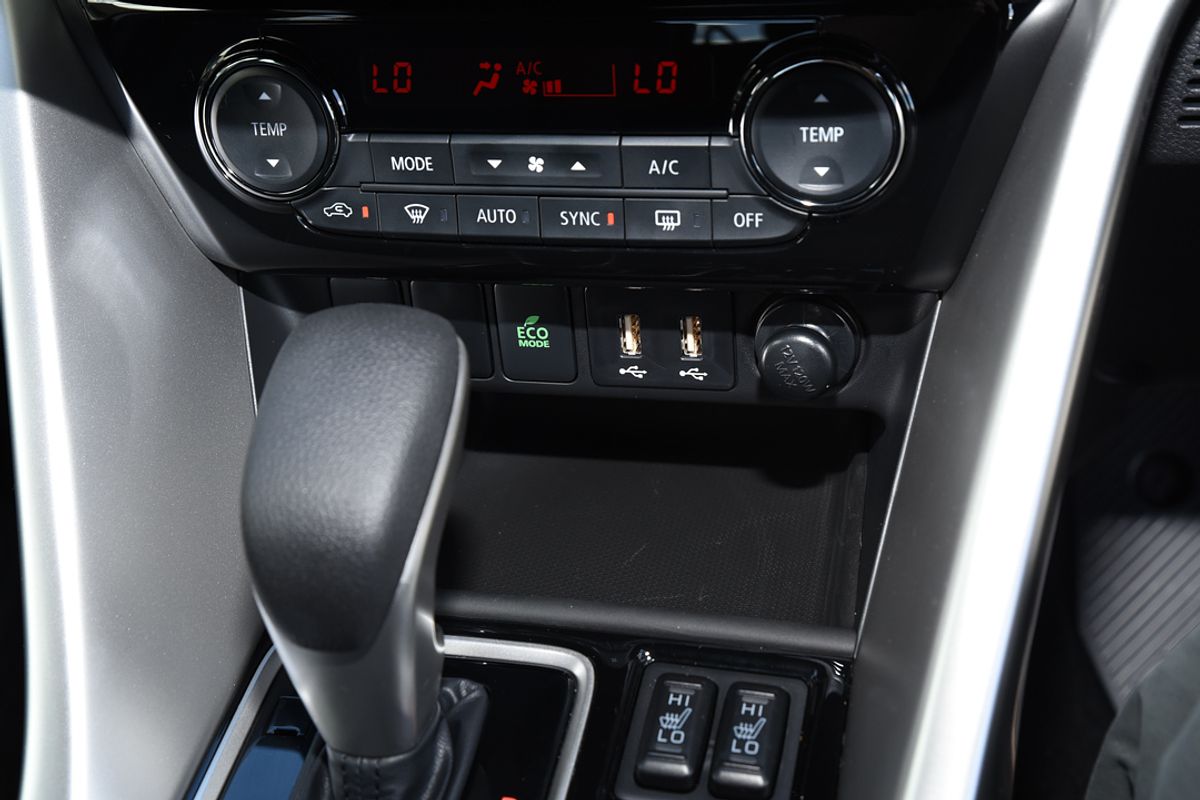 2024 Mitsubishi Eclipse Cross Exceed YB