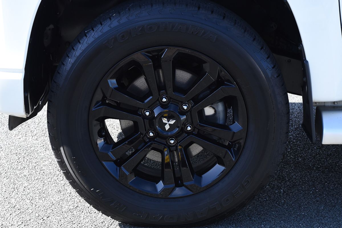 2022 Mitsubishi Triton GLX-R MR 4X4