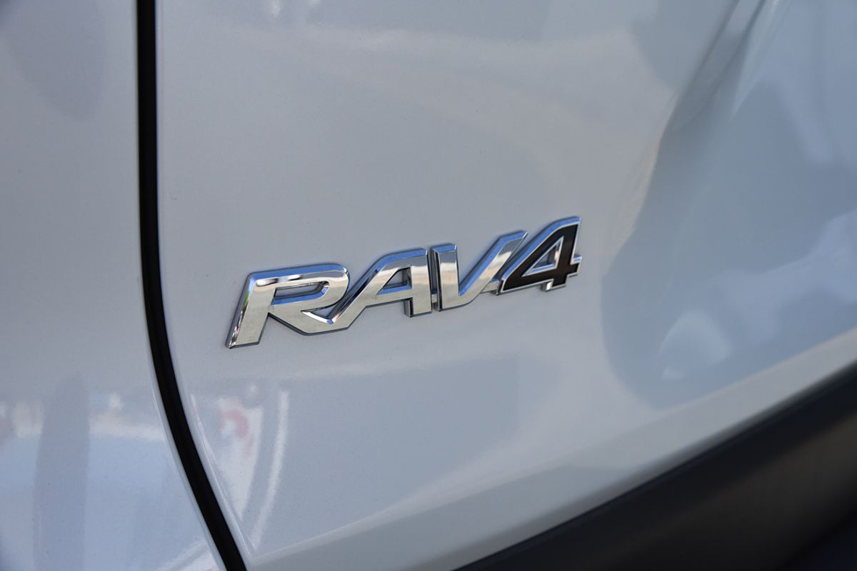 2019 Toyota RAV4 Cruiser MXAA52R