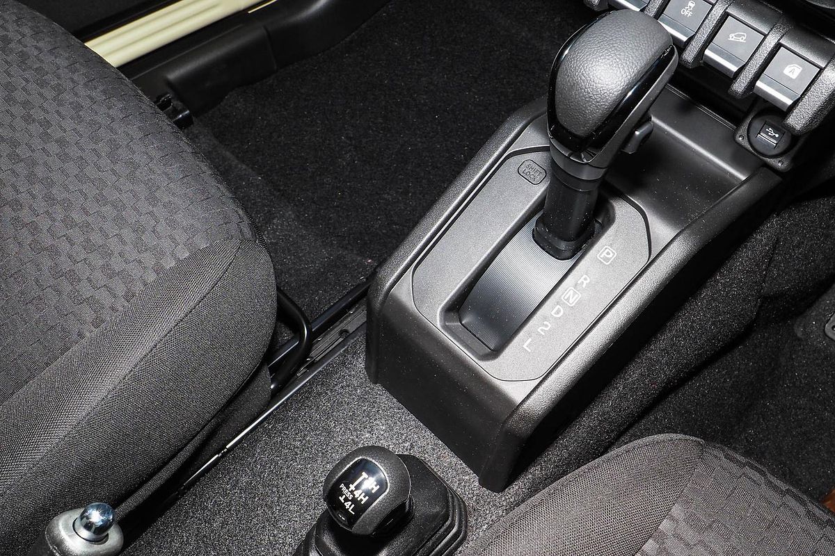 2024 Suzuki Jimny