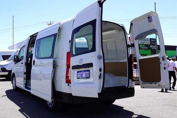 2024 Toyota Hiace GDH320R
