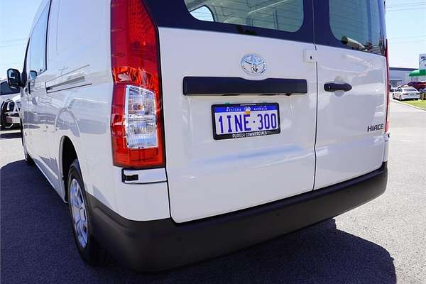 2024 Toyota Hiace GDH320R