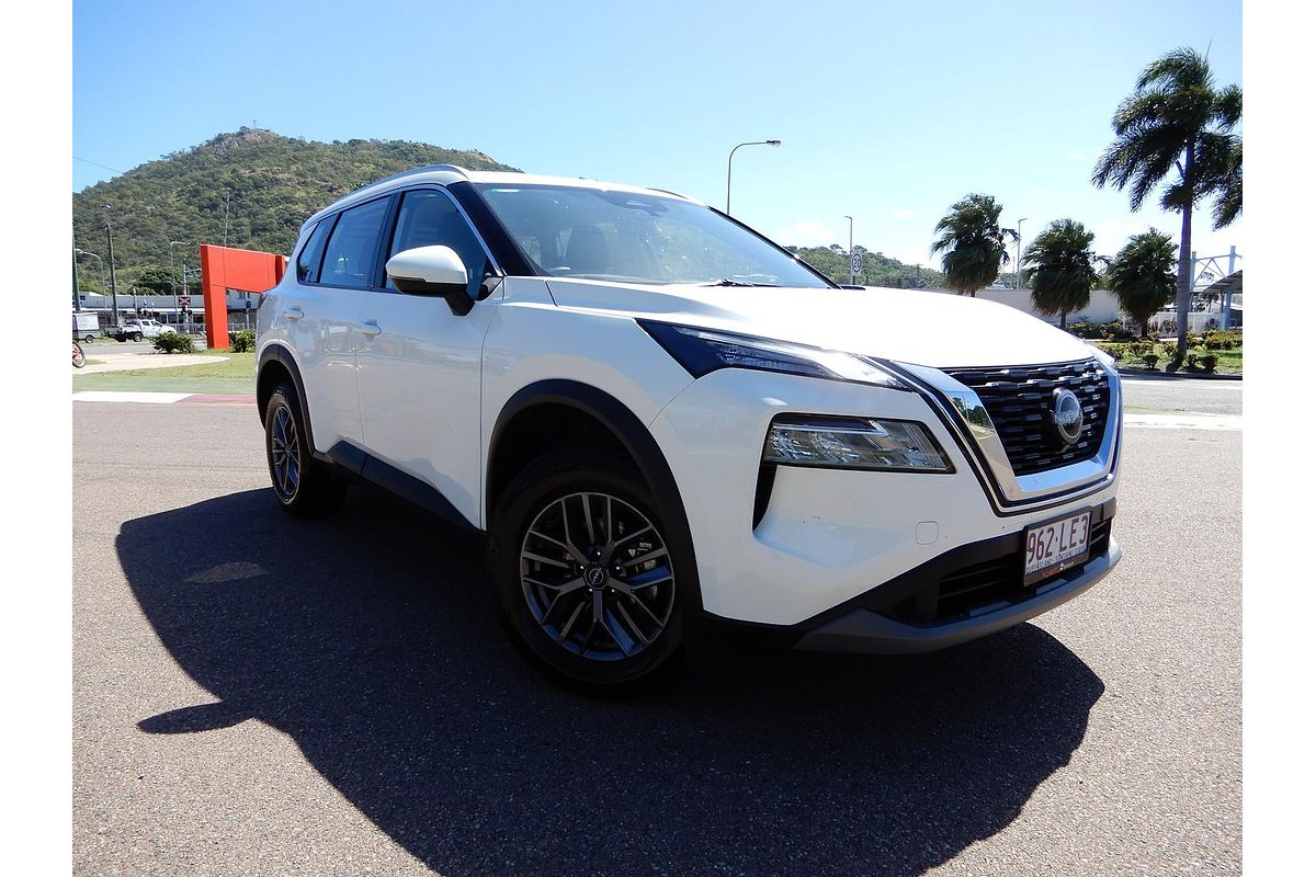 2024 Nissan X-TRAIL ST T33